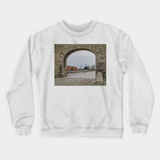 Through the arch to the Liverpool skyline Crewneck Sweatshirt